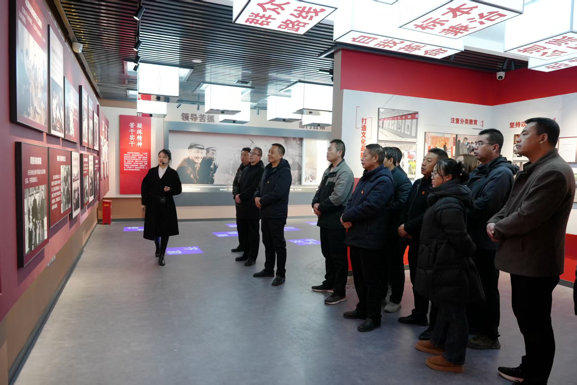 b23ad544f22199ec11c85e9f443204ab.jpg b23ad544f22199ec11c85e9f443204ab.jpg